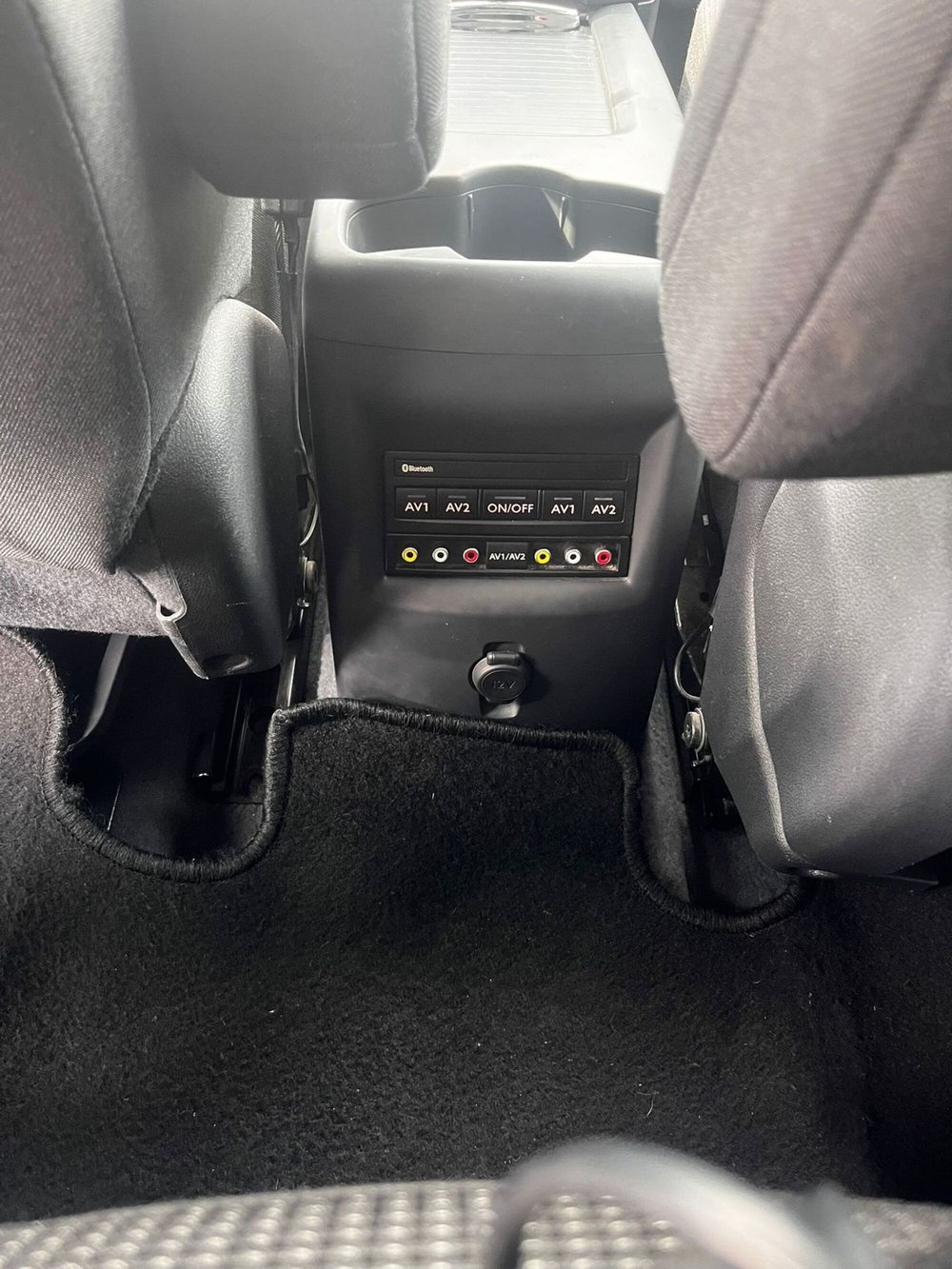 Peugeot 5008 usata a Lucca (11)