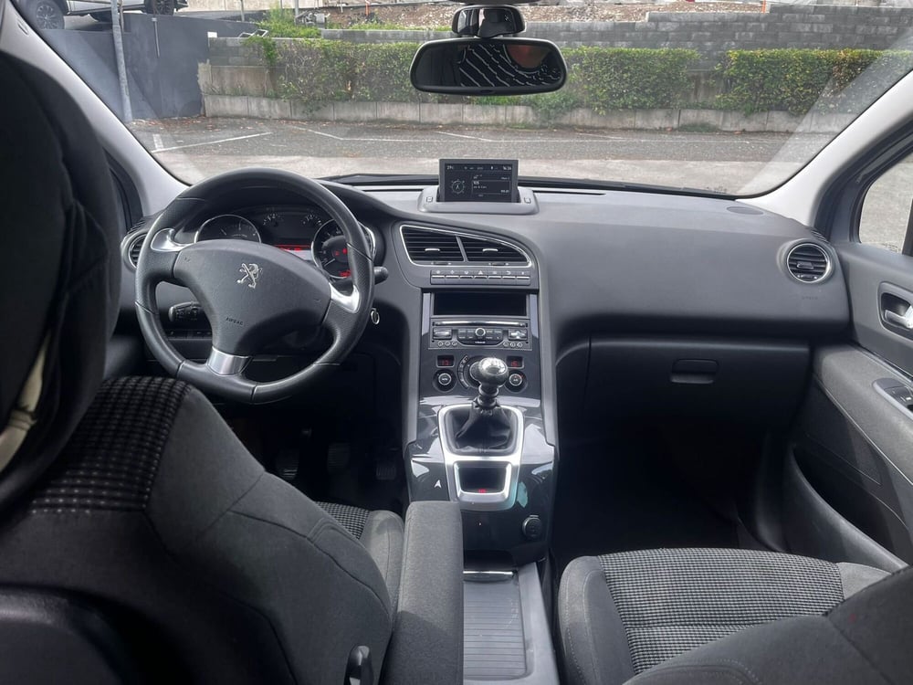 Peugeot 5008 usata a Lucca (14)