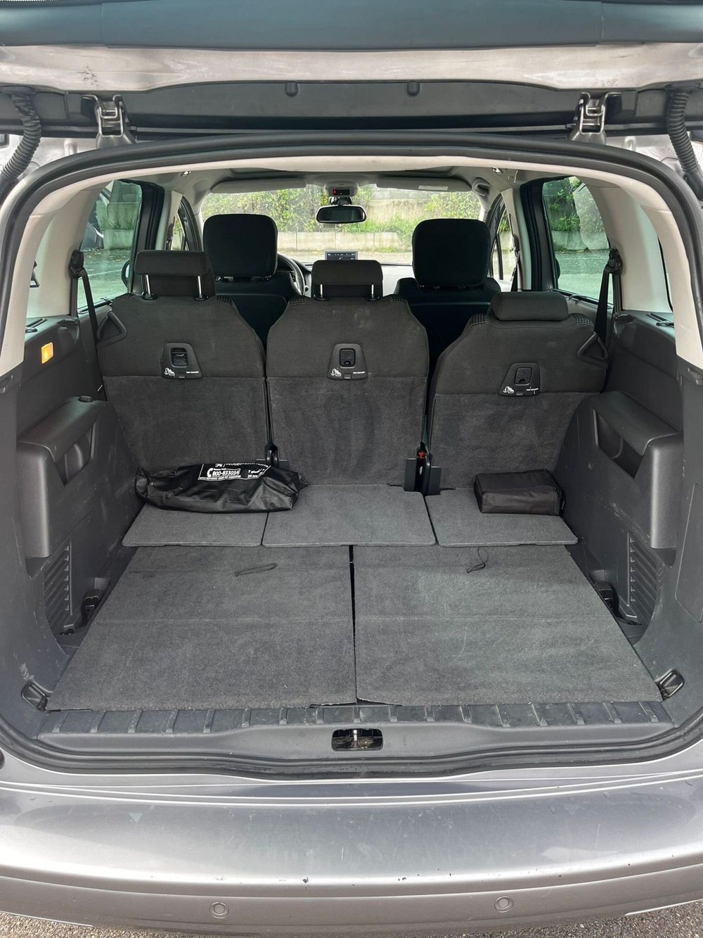 Peugeot 5008 usata a Lucca (16)