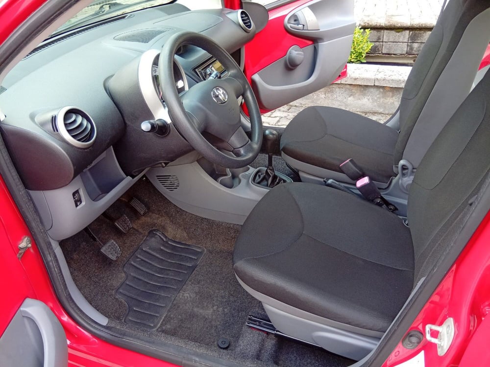 Toyota Aygo usata a Brescia (10)