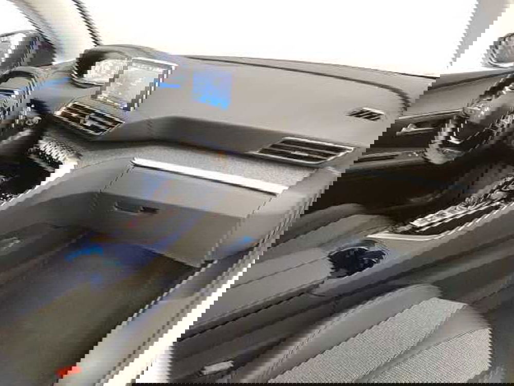 Peugeot 3008 usata a Teramo (12)