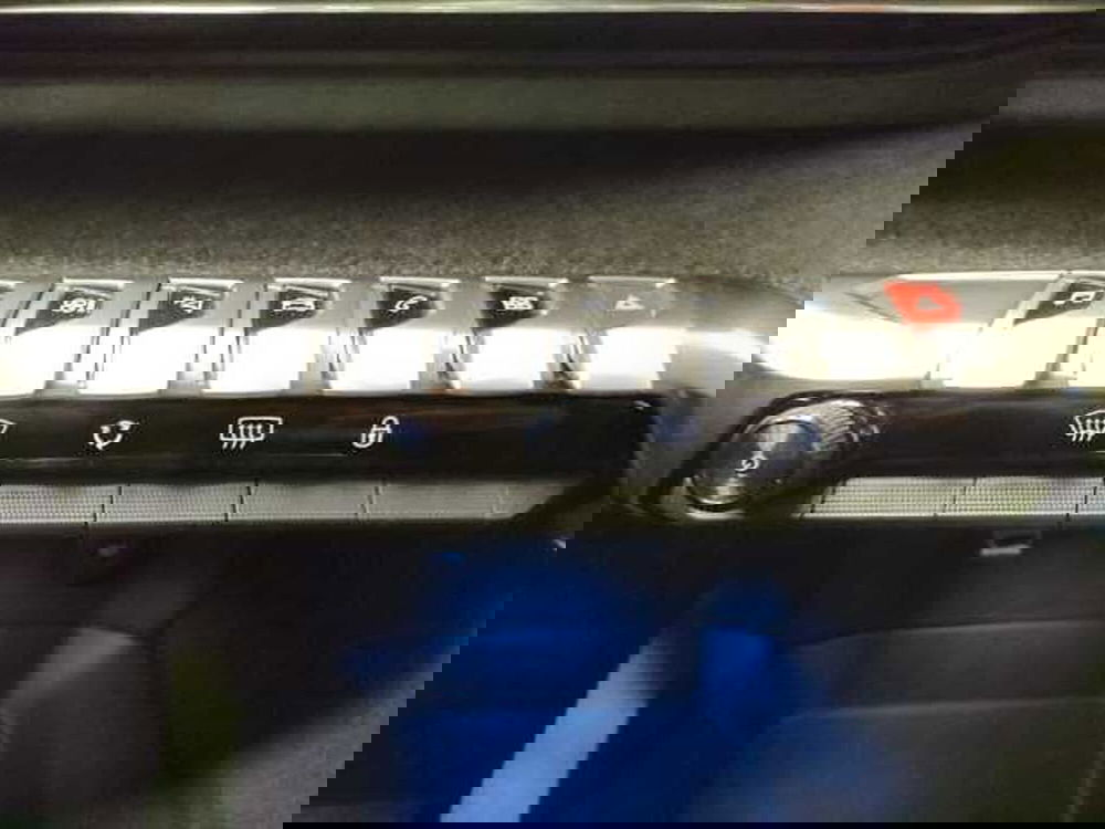 Peugeot 3008 usata a Teramo (20)