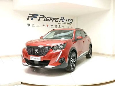 Peugeot 2008 PureTech 130 S&amp;S Allure del 2020 usata a Teramo