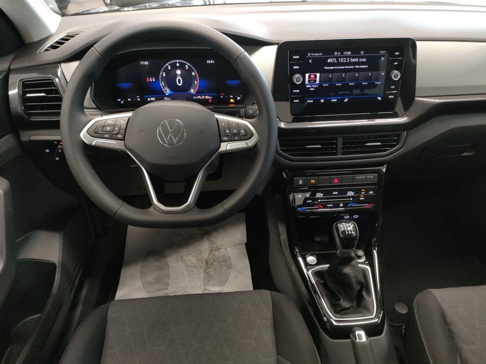 Volkswagen T-Cross nuova a Bologna (17)
