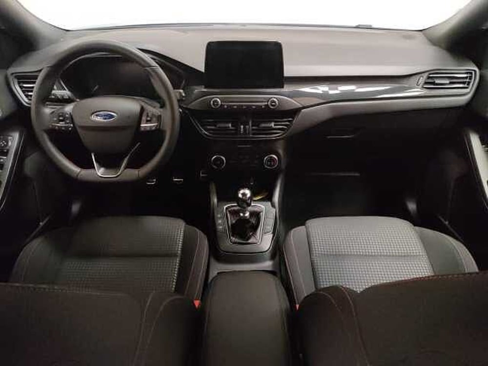 Ford Focus Station Wagon usata a Teramo (16)