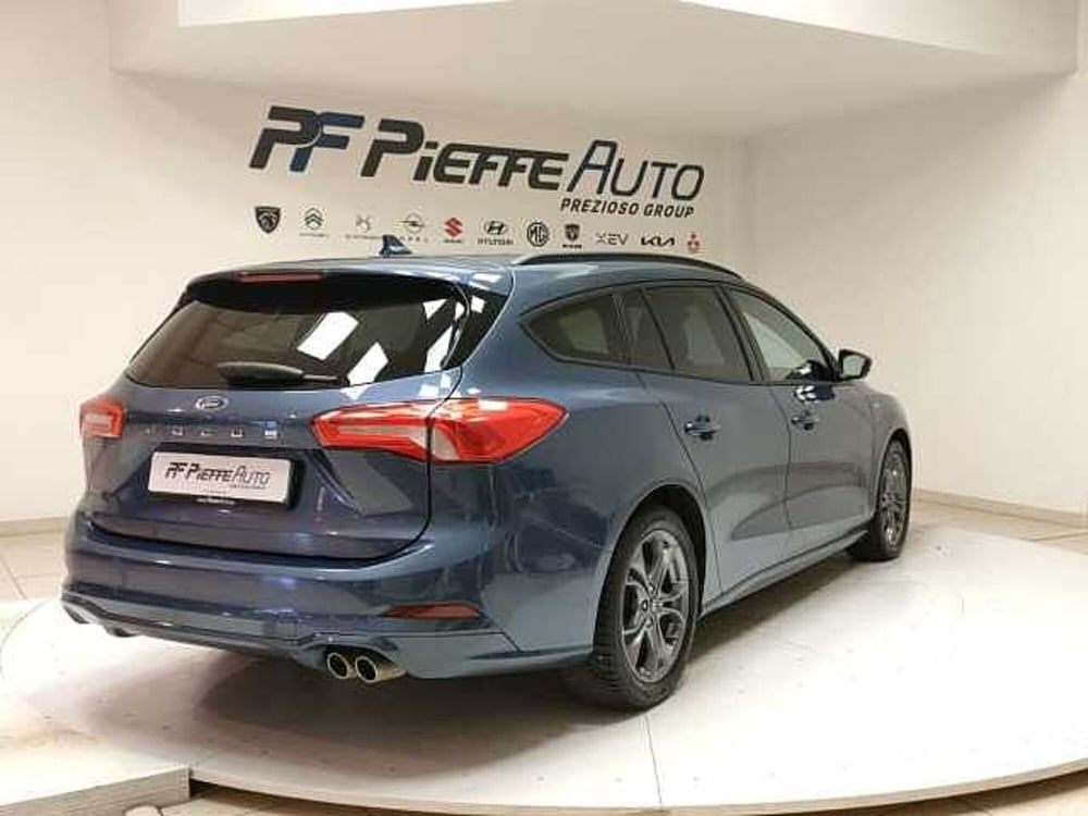 Ford Focus Station Wagon usata a Teramo (4)