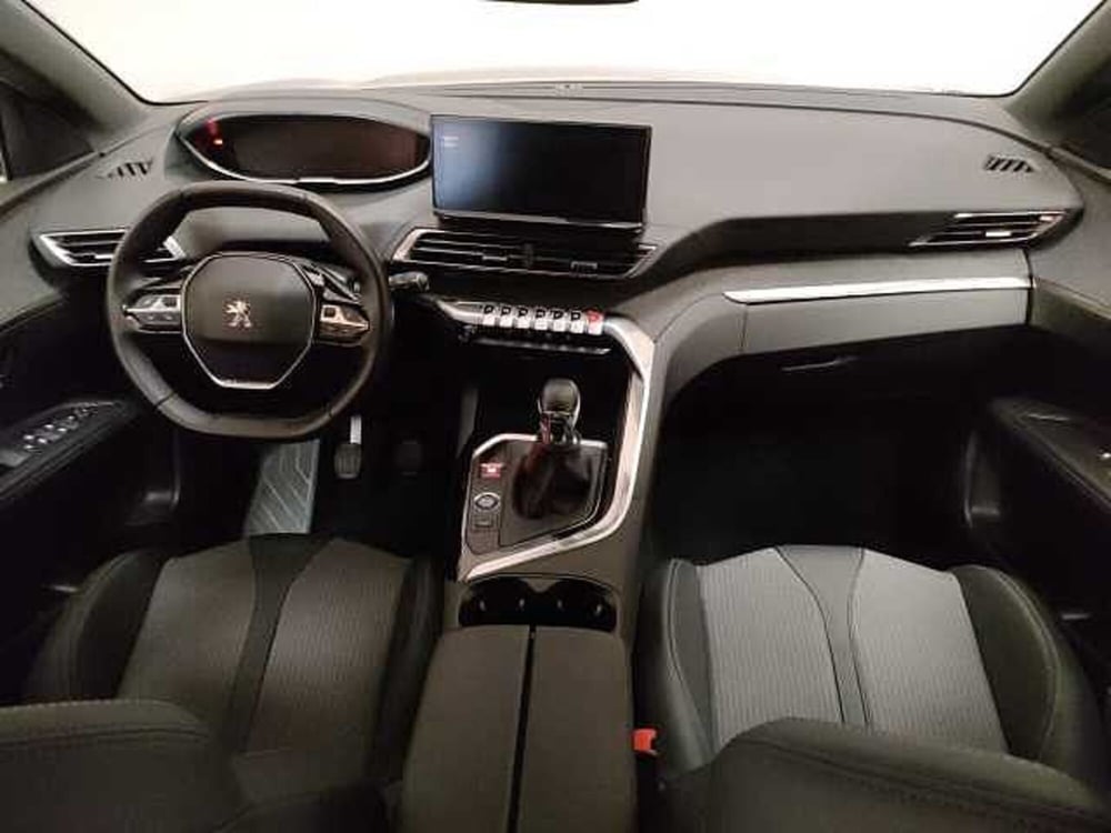 Peugeot 5008 usata a Teramo (16)