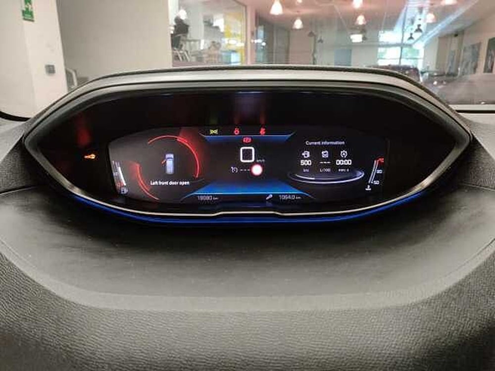 Peugeot 5008 usata a Teramo (18)