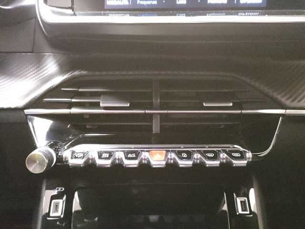 Peugeot 2008 usata a Teramo (20)
