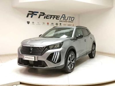 Peugeot 2008 1.2 puretech Active s&amp;s 100cv del 2024 usata a Teramo
