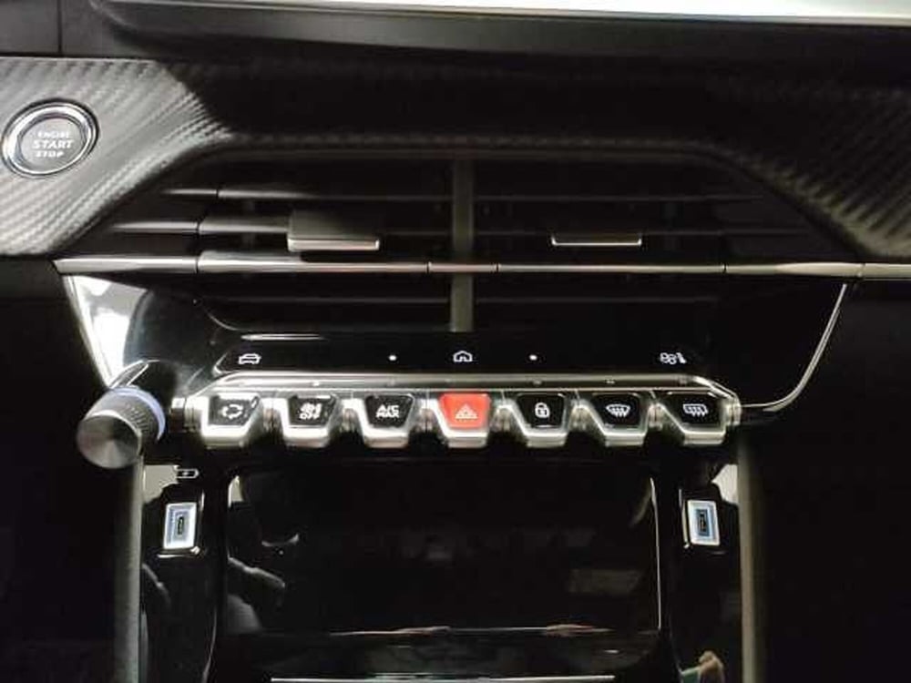 Peugeot 2008 usata a Teramo (20)