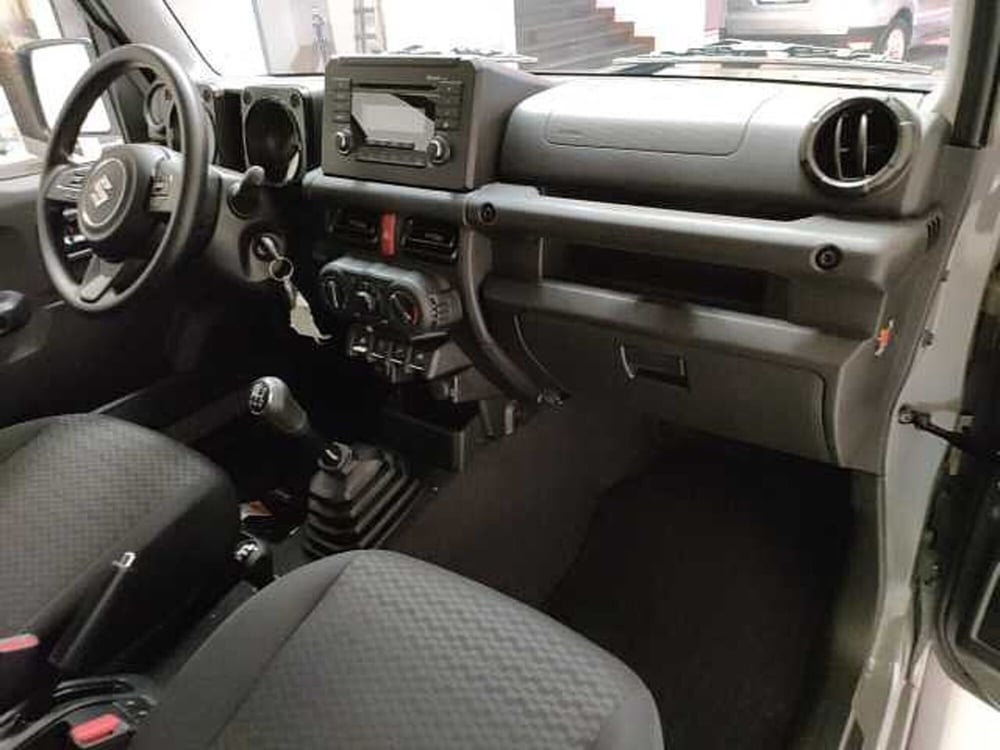 Suzuki Jimny nuova a Teramo (12)