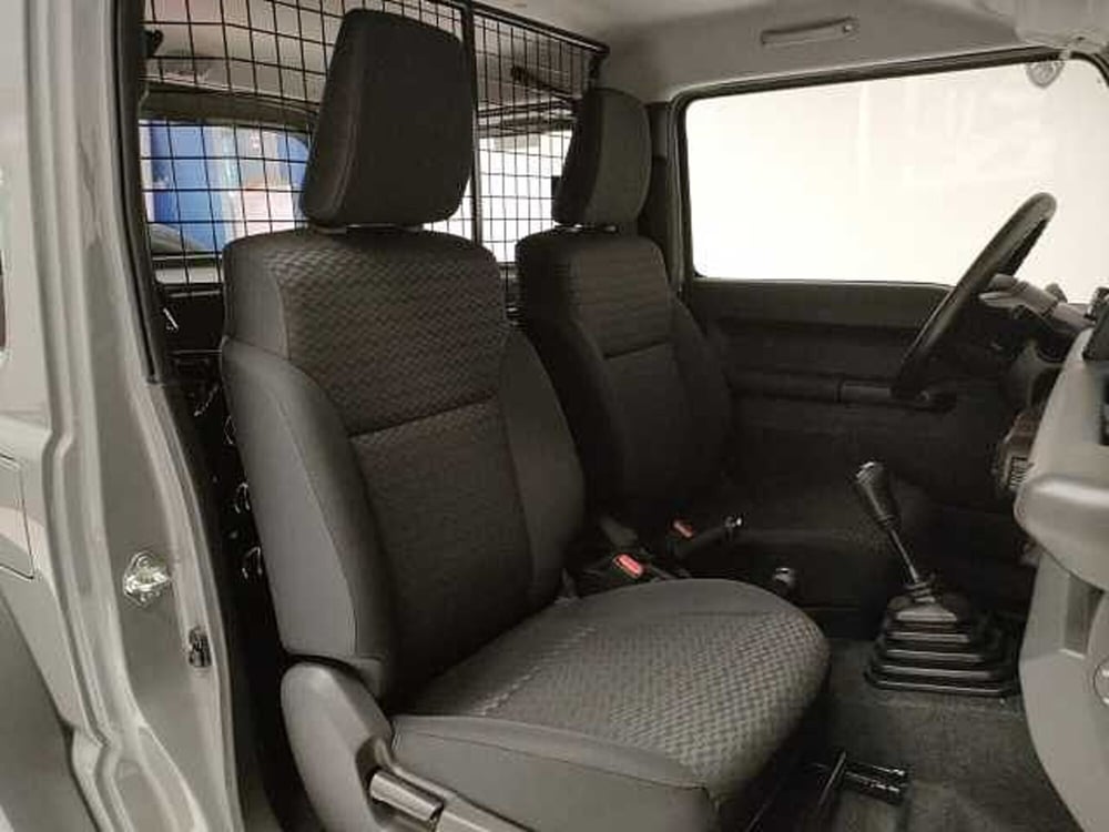 Suzuki Jimny nuova a Teramo (13)