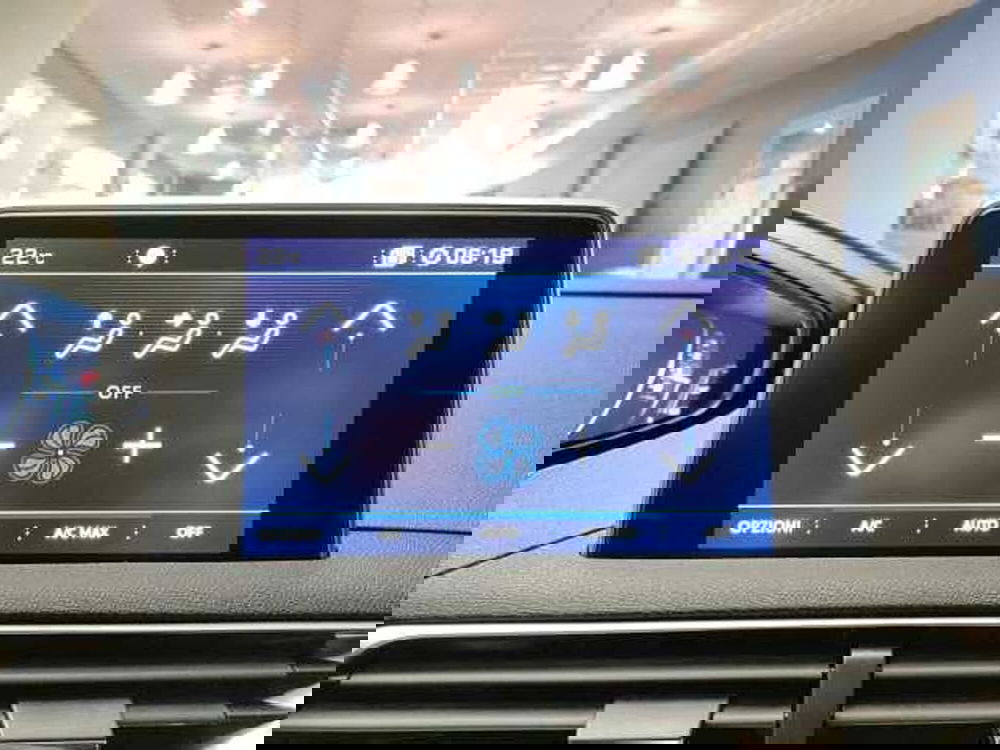 Peugeot 3008 usata a Teramo (19)