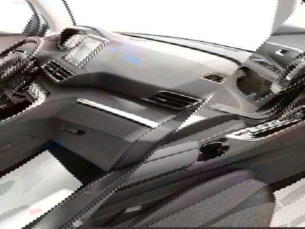 Peugeot 3008 usata a Teramo (12)