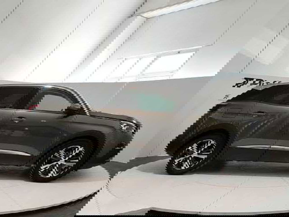 Peugeot 3008 usata a Teramo (5)