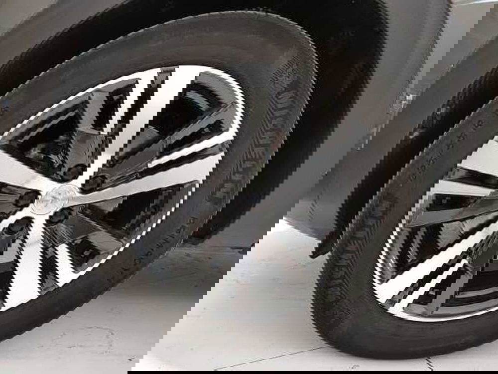 Peugeot 3008 usata a Teramo (7)