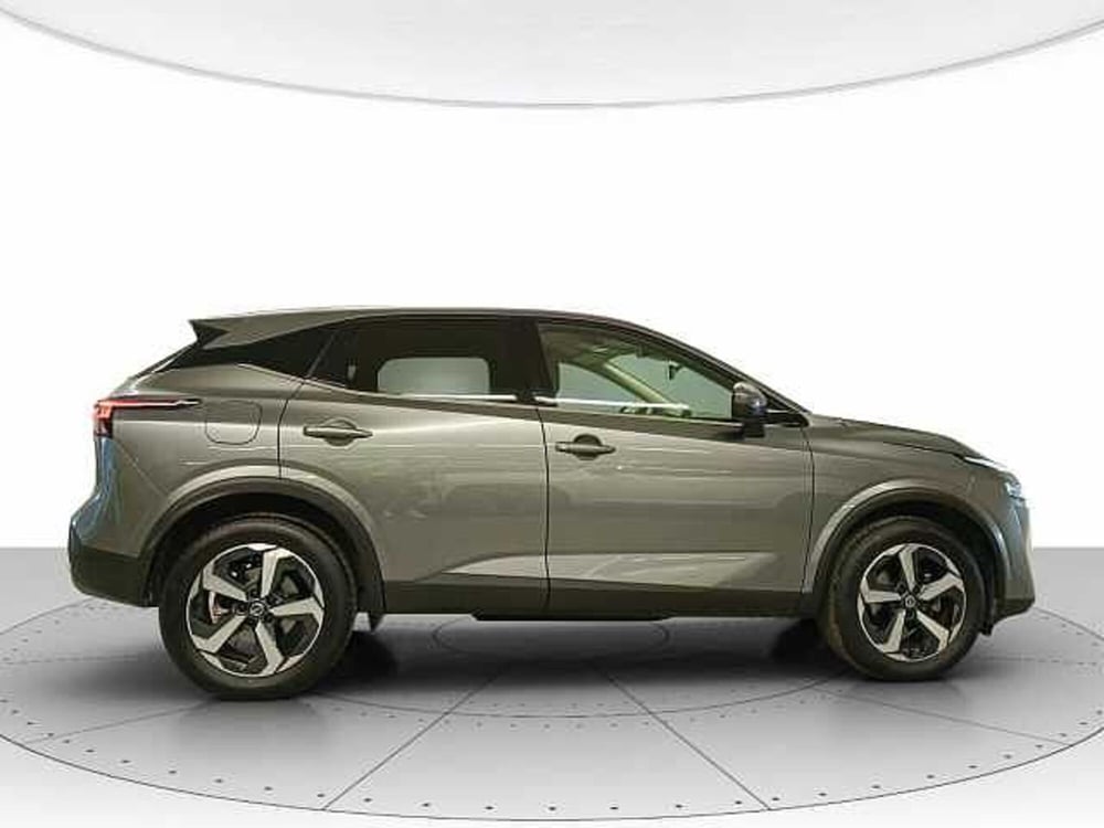 Nissan Qashqai usata a Teramo (2)