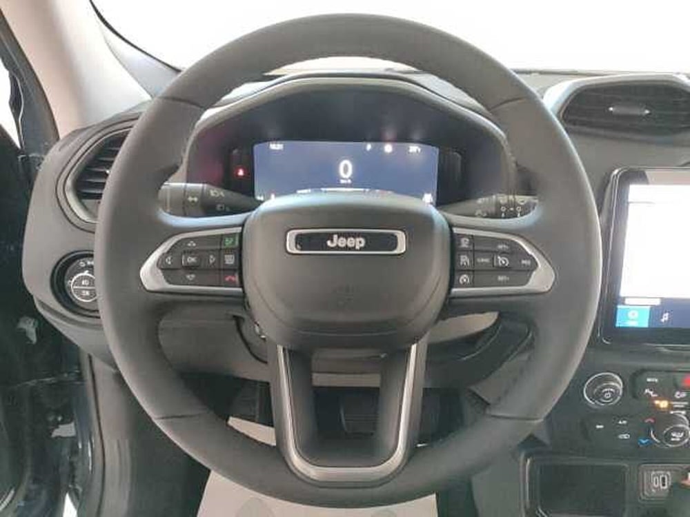 Jeep Renegade nuova a Teramo (17)