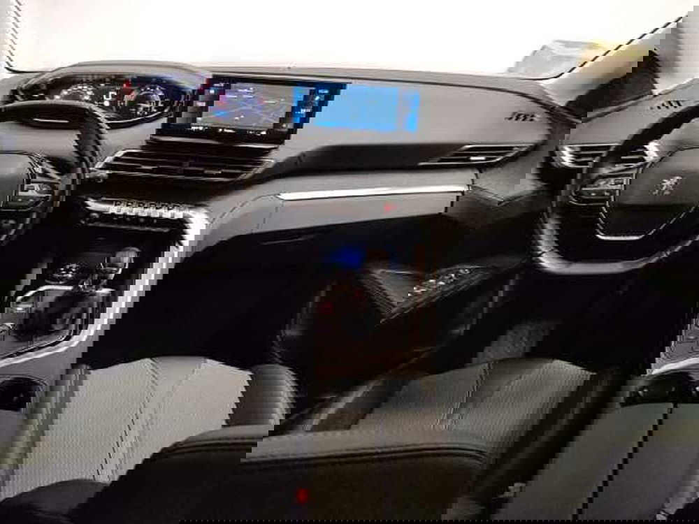 Peugeot 3008 usata a Teramo (16)
