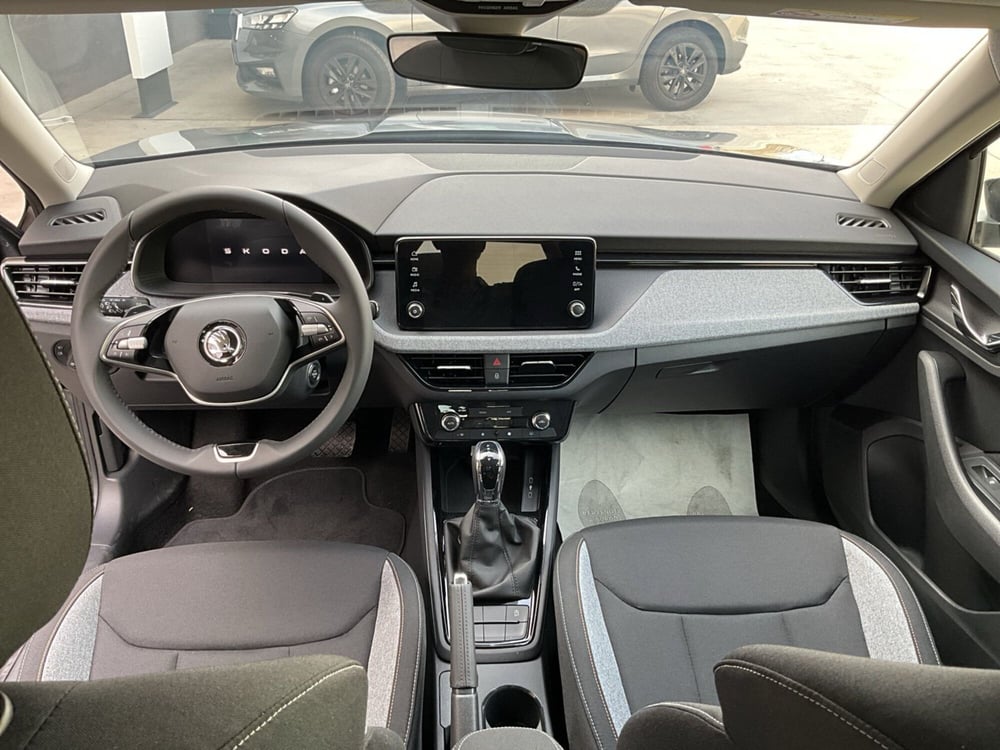 Skoda Kamiq nuova a Reggio Calabria (12)