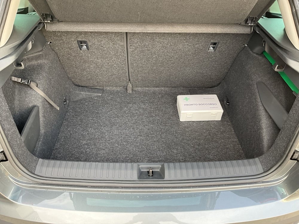 Skoda Kamiq nuova a Reggio Calabria (9)