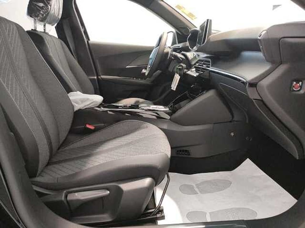 Peugeot 2008 nuova a Teramo (15)