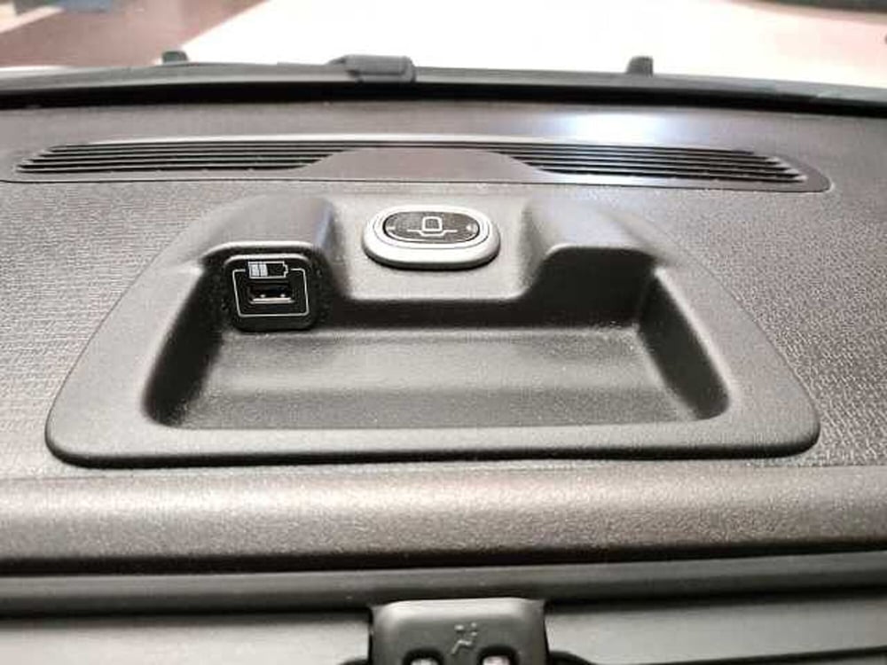 Fiat Panda Cross usata a Teramo (19)