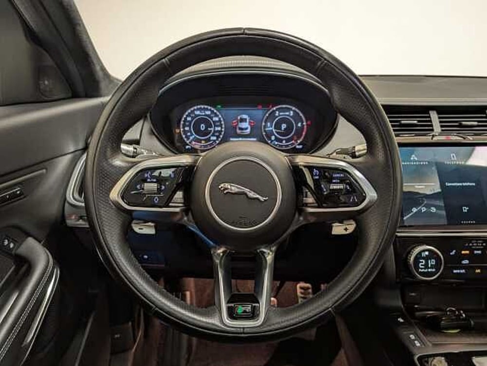 Jaguar E-Pace usata a Teramo (17)