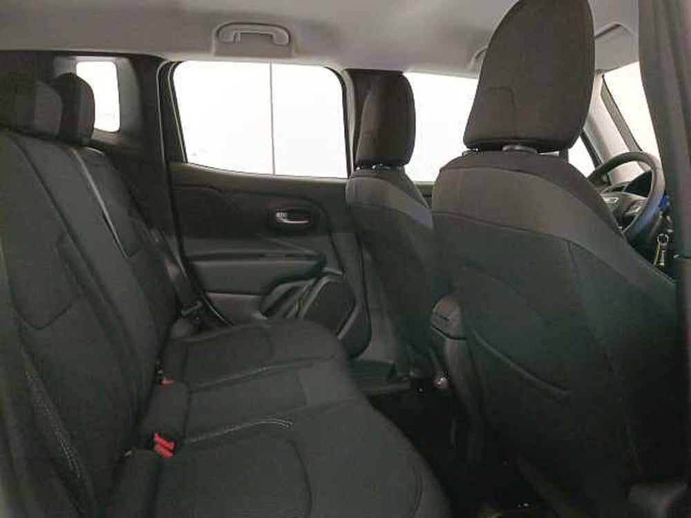 Jeep Renegade nuova a Teramo (14)