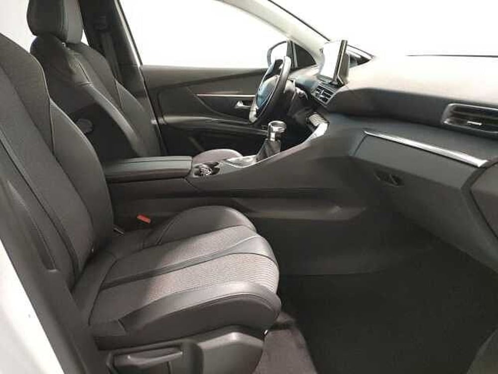 Peugeot 3008 usata a Teramo (15)