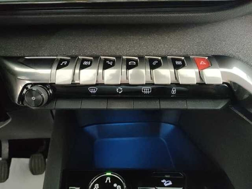 Peugeot 3008 usata a Teramo (20)
