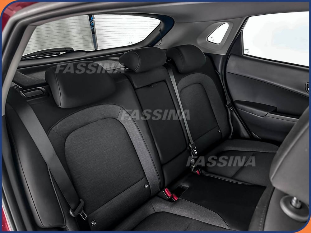 Hyundai Kona usata a Milano (12)