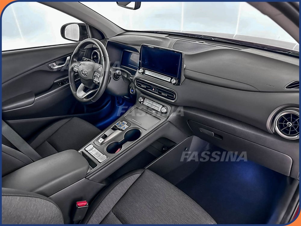 Hyundai Kona usata a Milano (14)