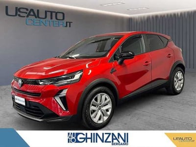 Renault Captur 1.0 tce Evolution 90cv del 2024 usata a Bergamo