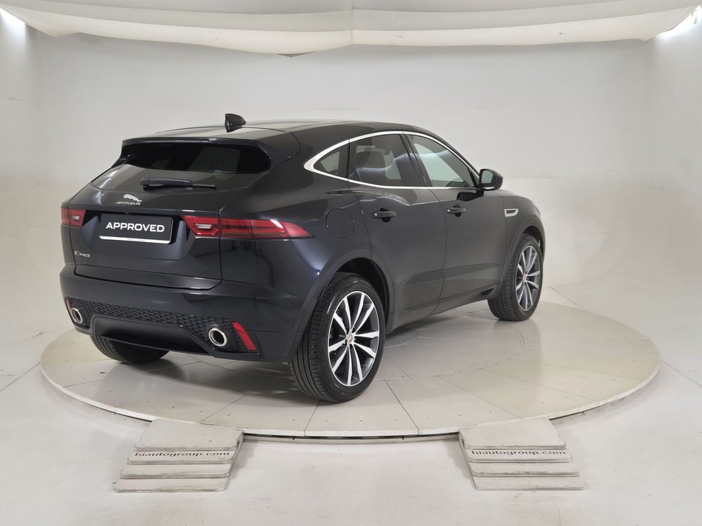 Jaguar E-Pace usata a Torino (2)