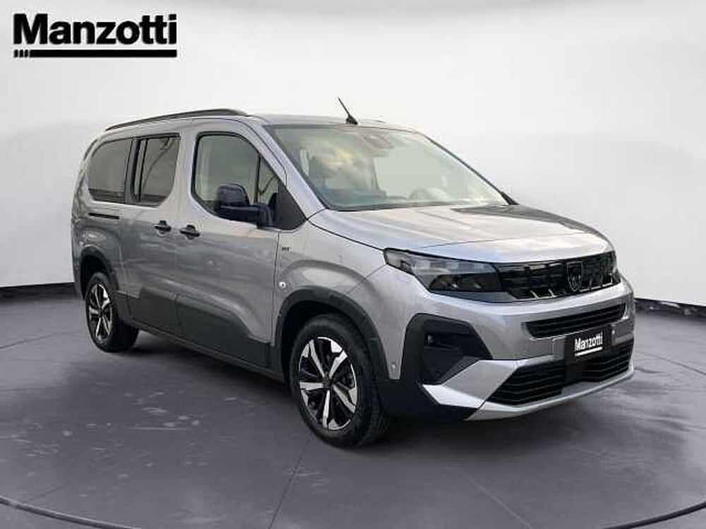 Peugeot Rifter nuova a Treviso (3)