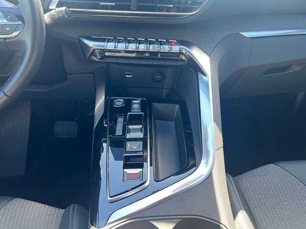 Peugeot 5008 usata a Treviso (8)