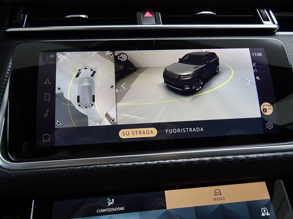 Land Rover Range Rover Velar usata a Como (11)