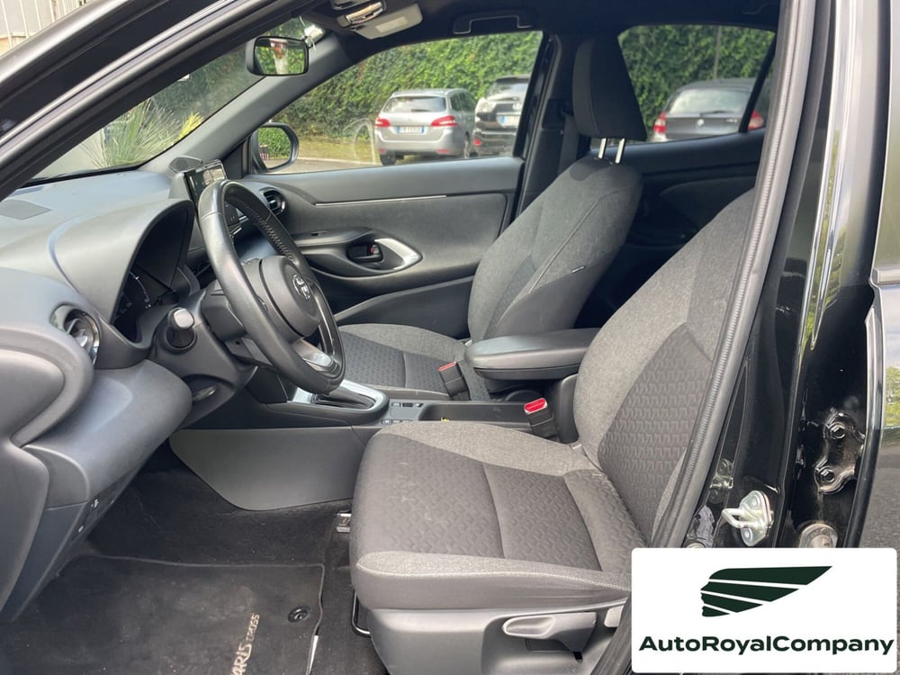 Toyota Yaris Cross usata a Roma (10)