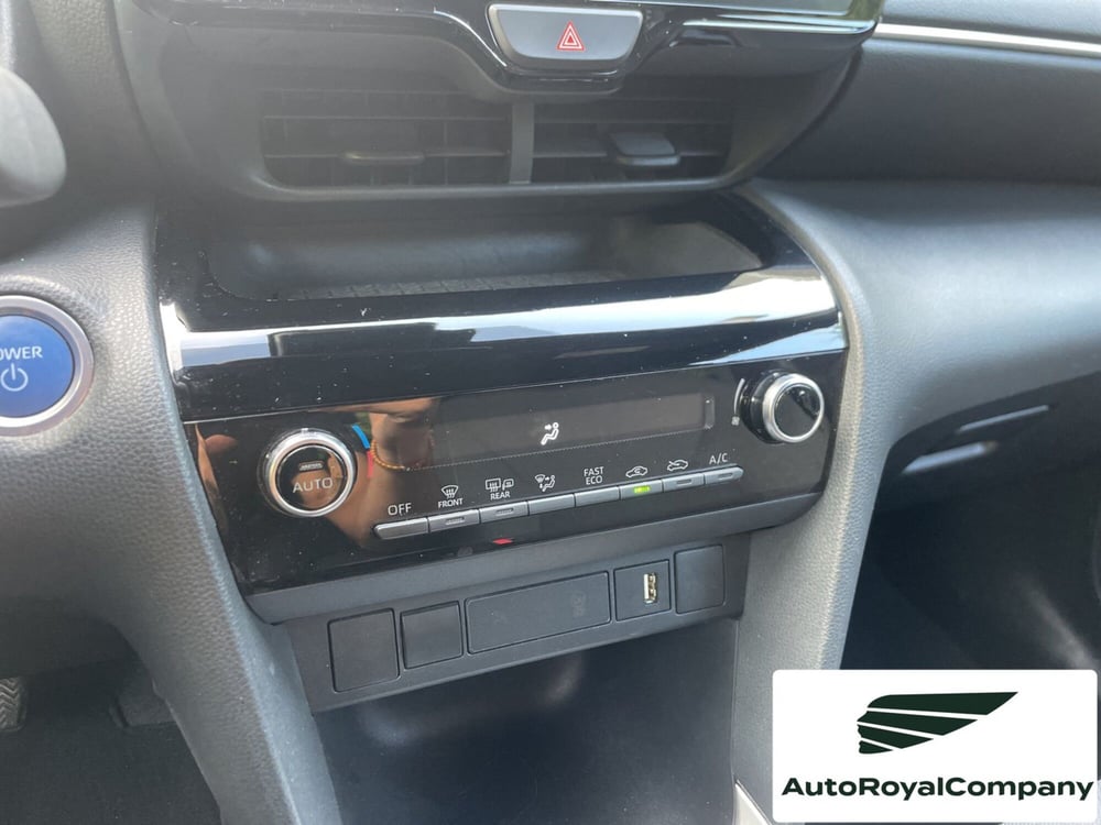 Toyota Yaris Cross usata a Roma (17)