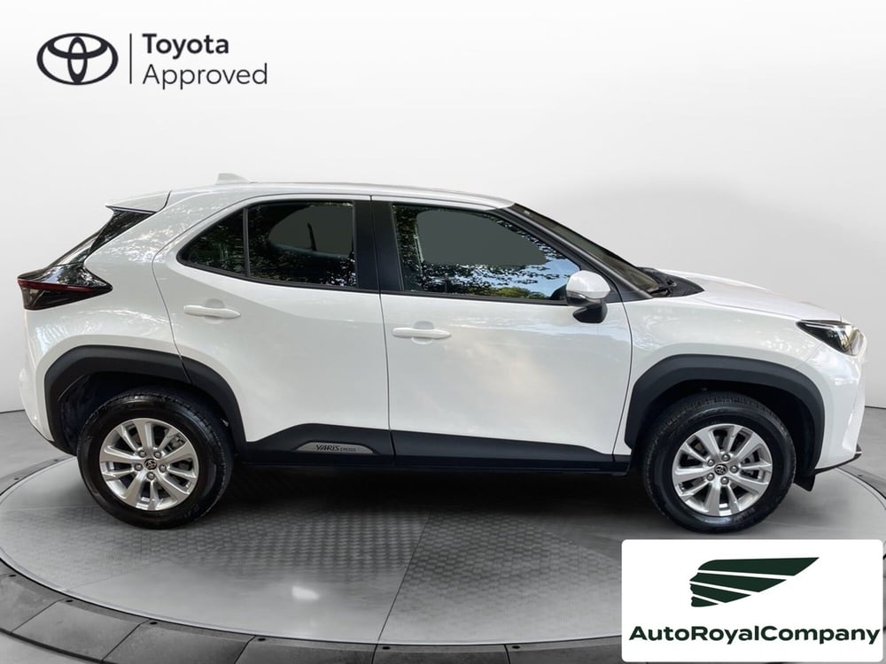Toyota Yaris Cross usata a Roma (6)
