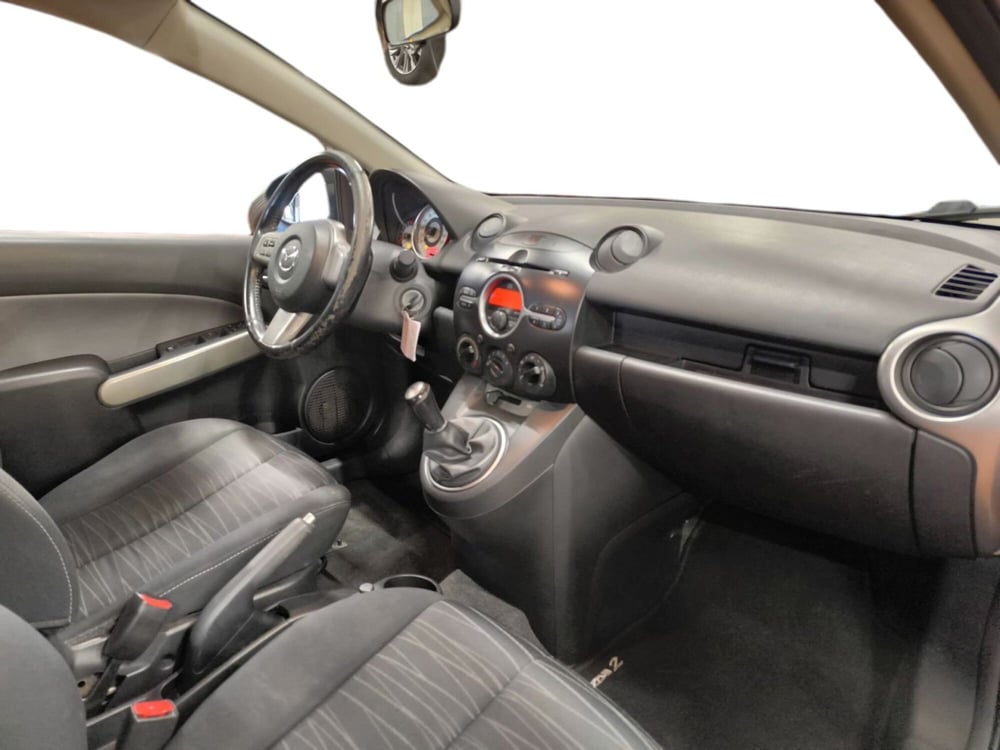 Mazda Mazda2 usata a Udine (11)