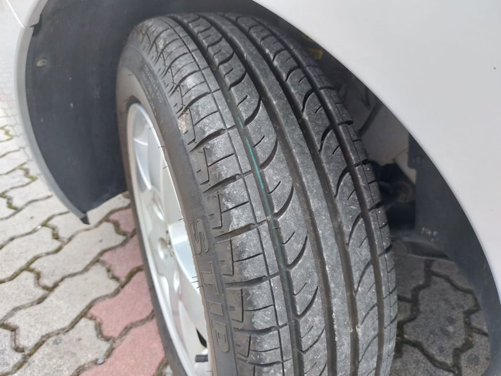 Peugeot 207 SW usata a Pavia (13)