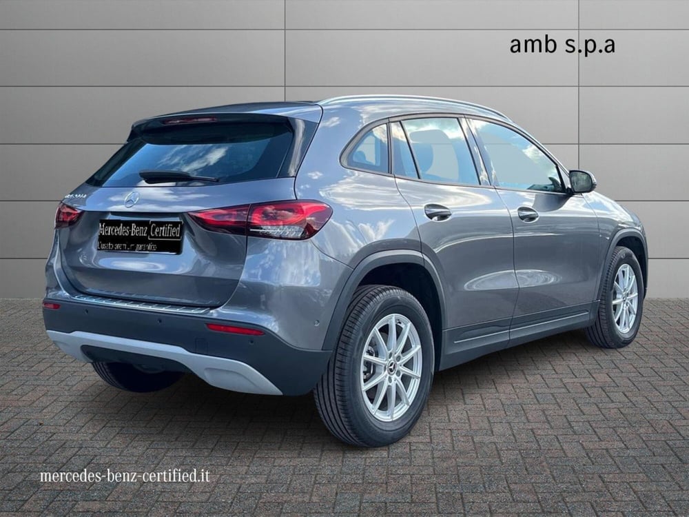 Mercedes-Benz GLA SUV usata a Napoli (2)