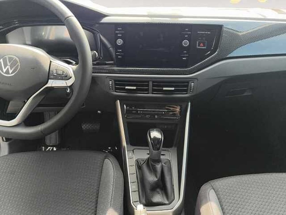 Volkswagen Polo nuova a Lecco (9)