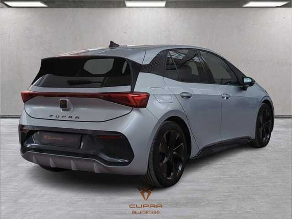 Cupra Born usata a Varese (4)