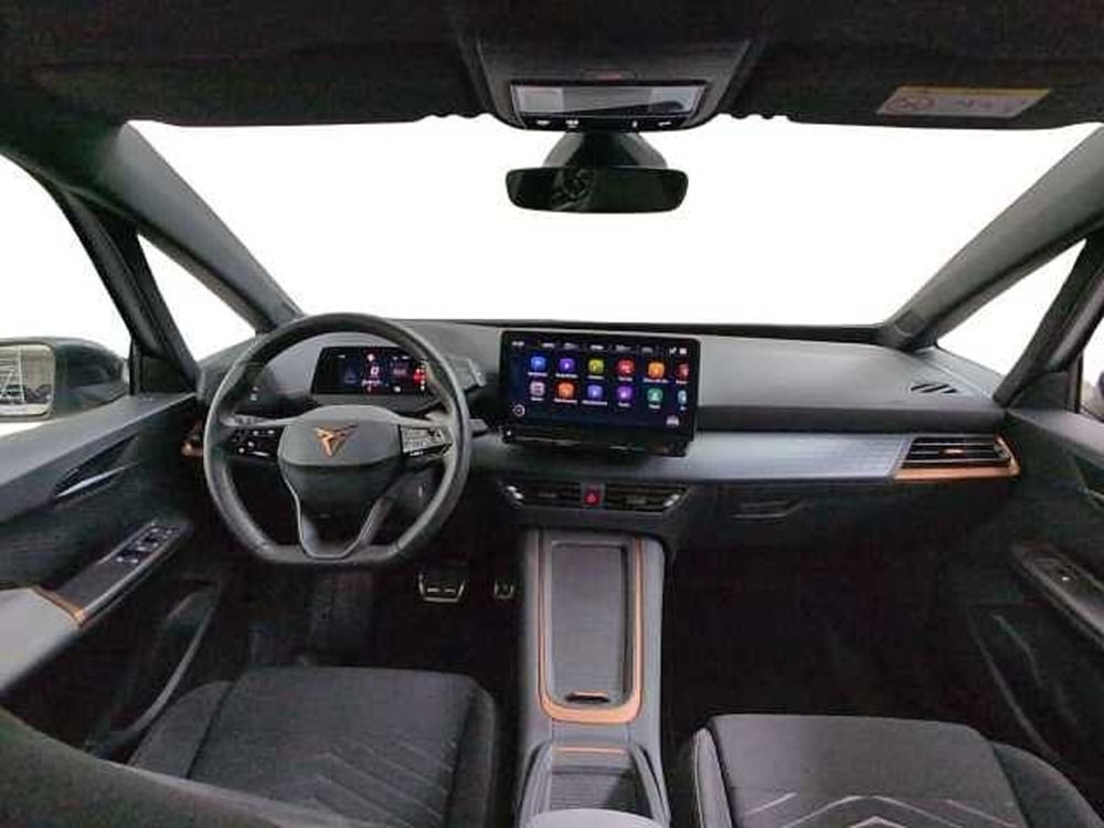 Cupra Born usata a Varese (8)