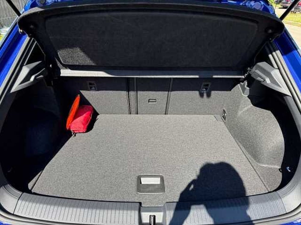 Volkswagen T-Roc nuova a Forlì-Cesena (9)