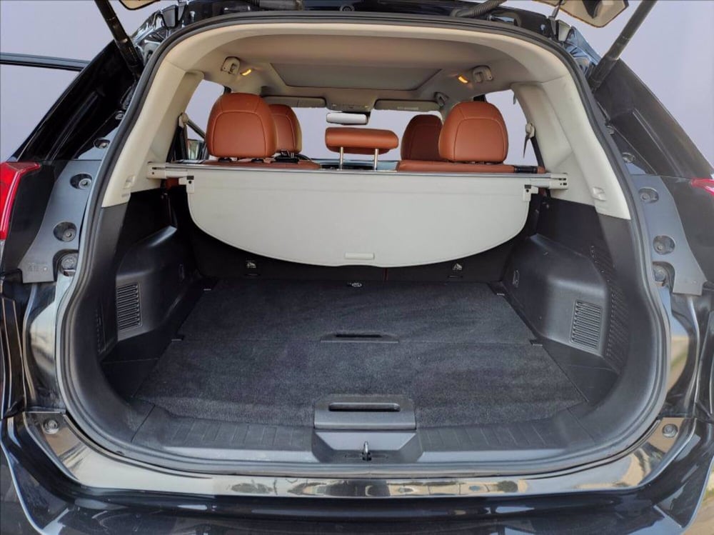 Nissan X-Trail usata a Milano (14)